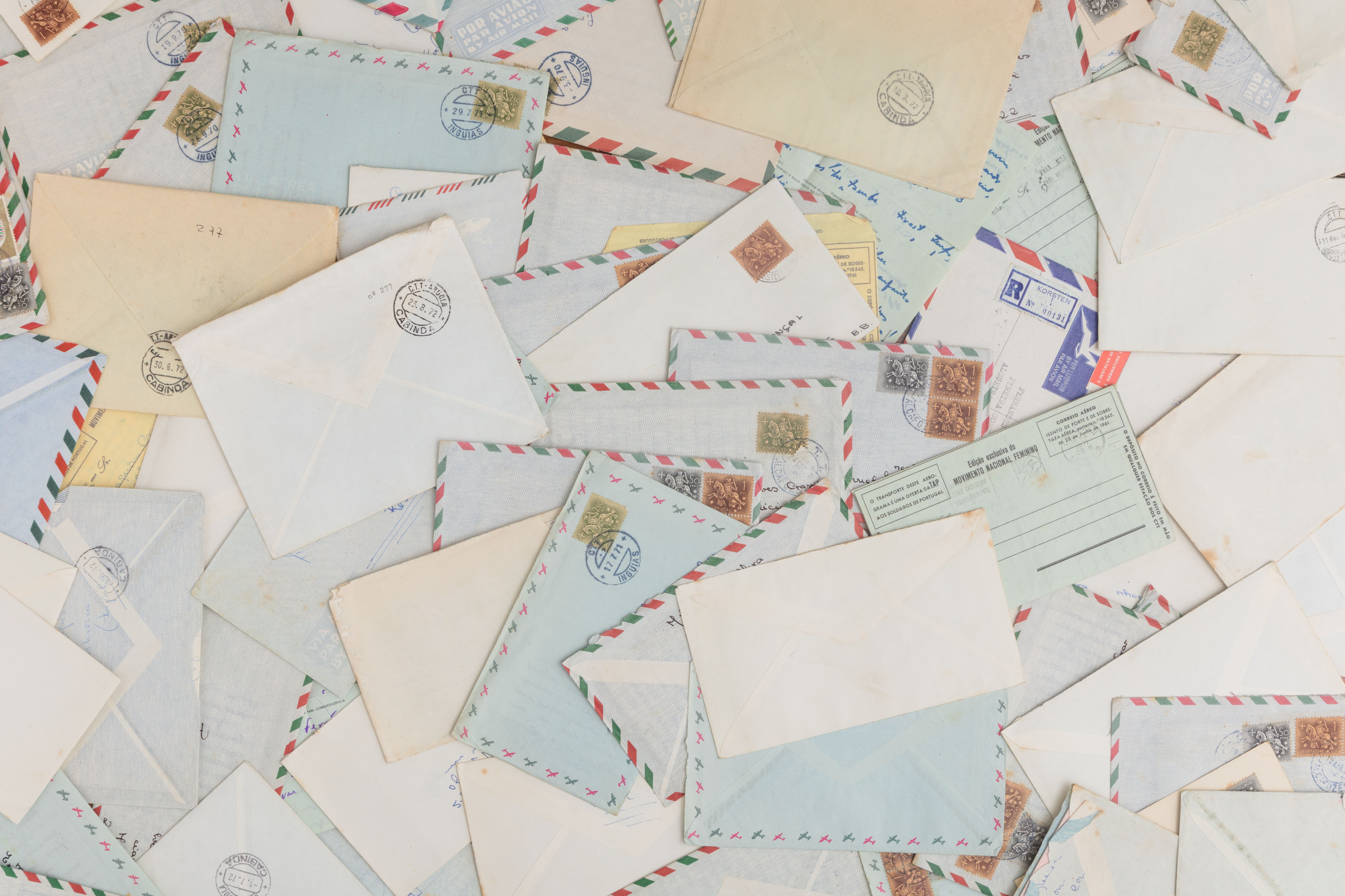 Piles of mail | Source: Pexels