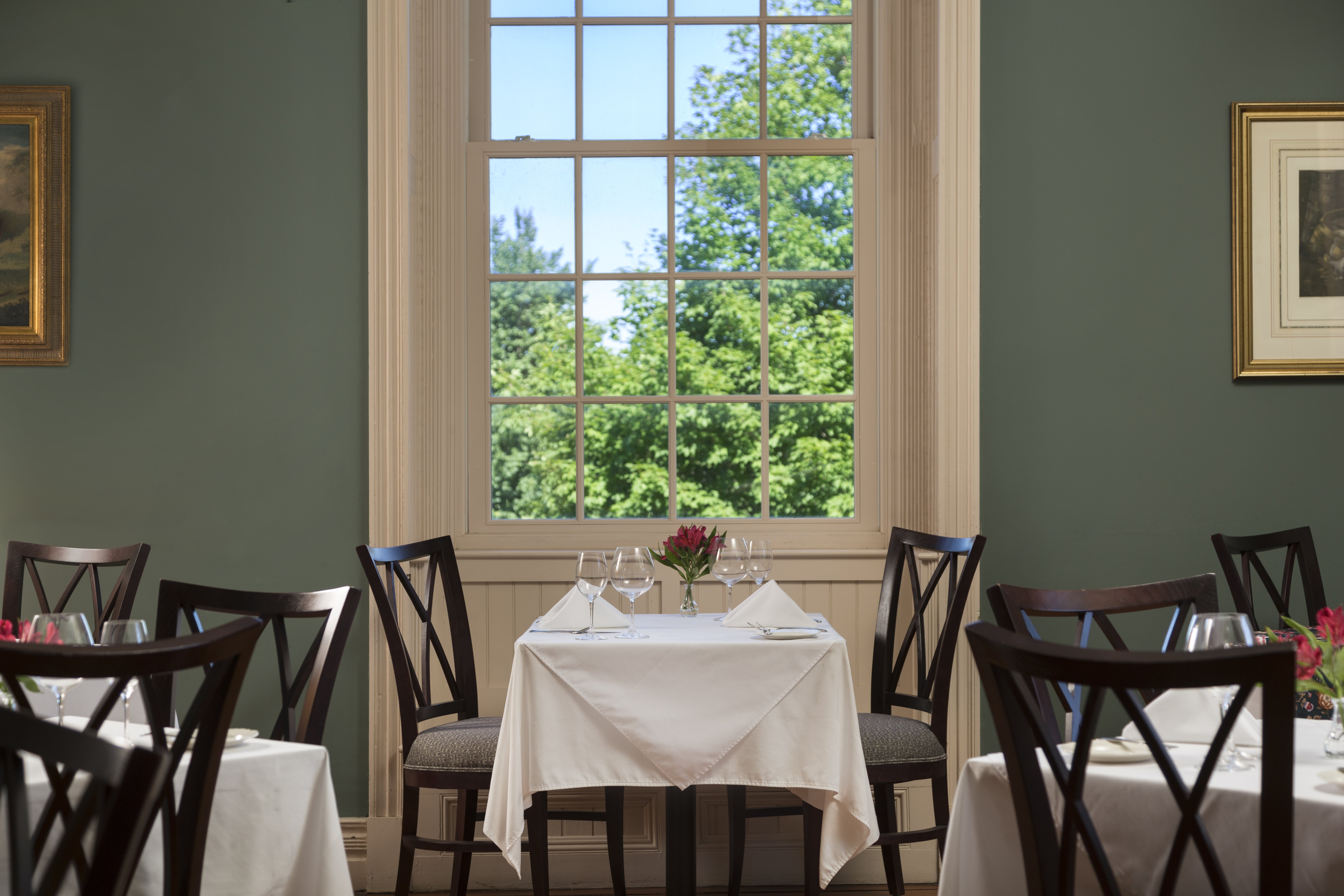 A dining room at an Inn at Vaucluse Springs, Virginia | Source: Getty Images