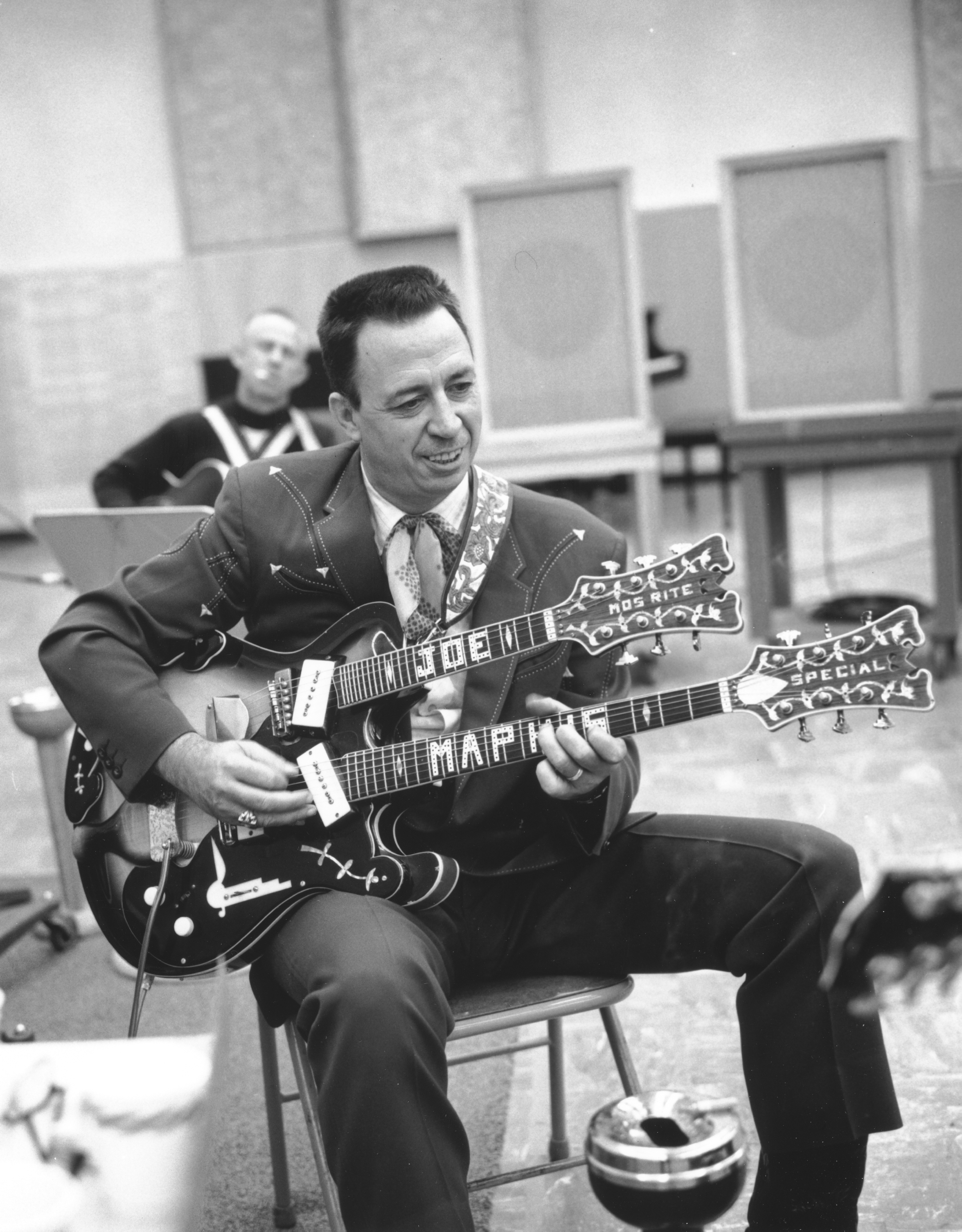 Joe Maphis, circa 1970 | Source: Getty Images