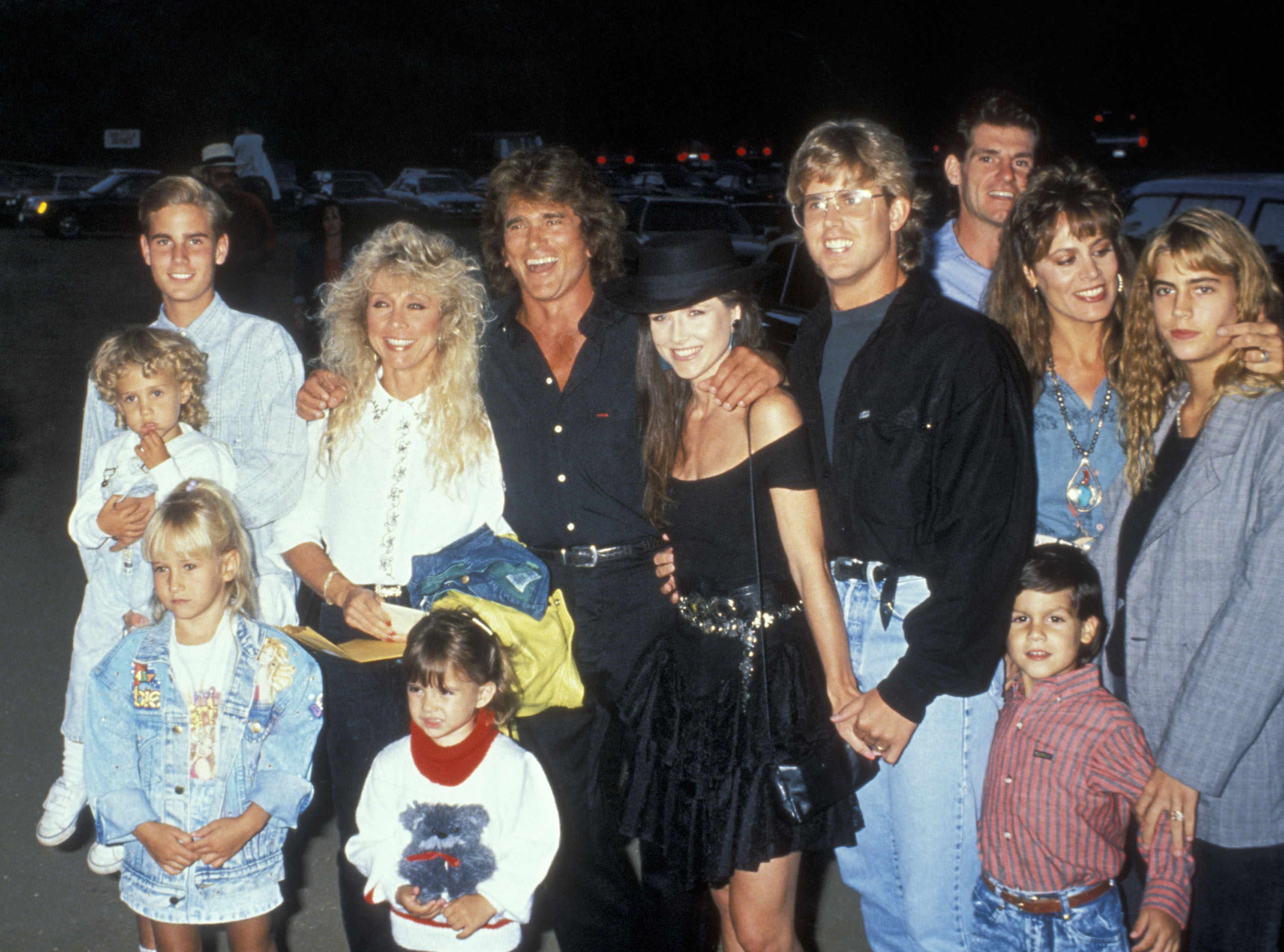 Christopher Landon, Sean Landon, Jennifer Landon, Cindy Clerico, Michael Landon, Michael Landon Jr., Mark Landon, Leslie Landon, and Shawna Landon at the Moonlight Roundup Benefiting Free Arts for Abused Children in 1989 | Source: Getty Images