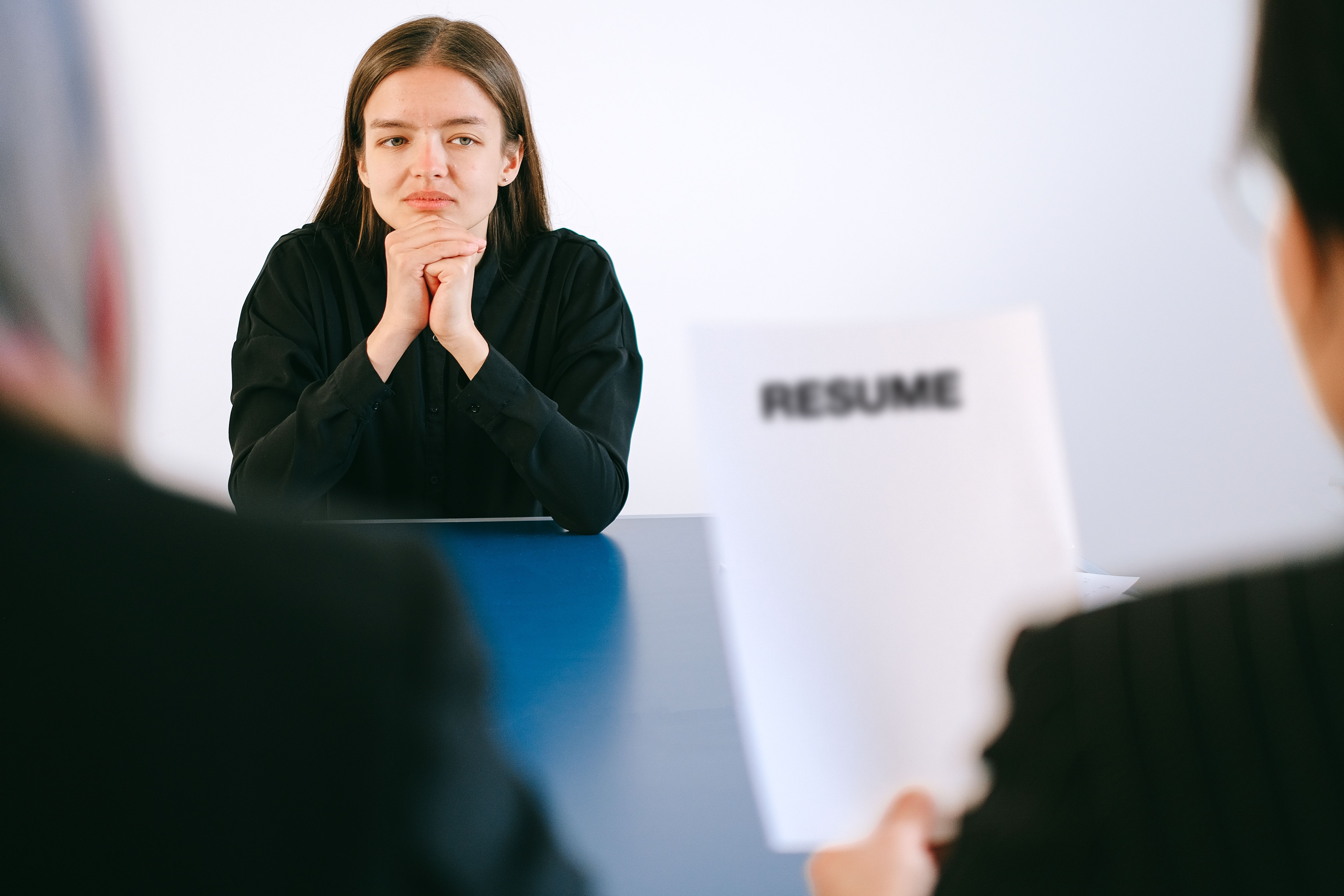 A young woman at a job interview | Source: Pexels