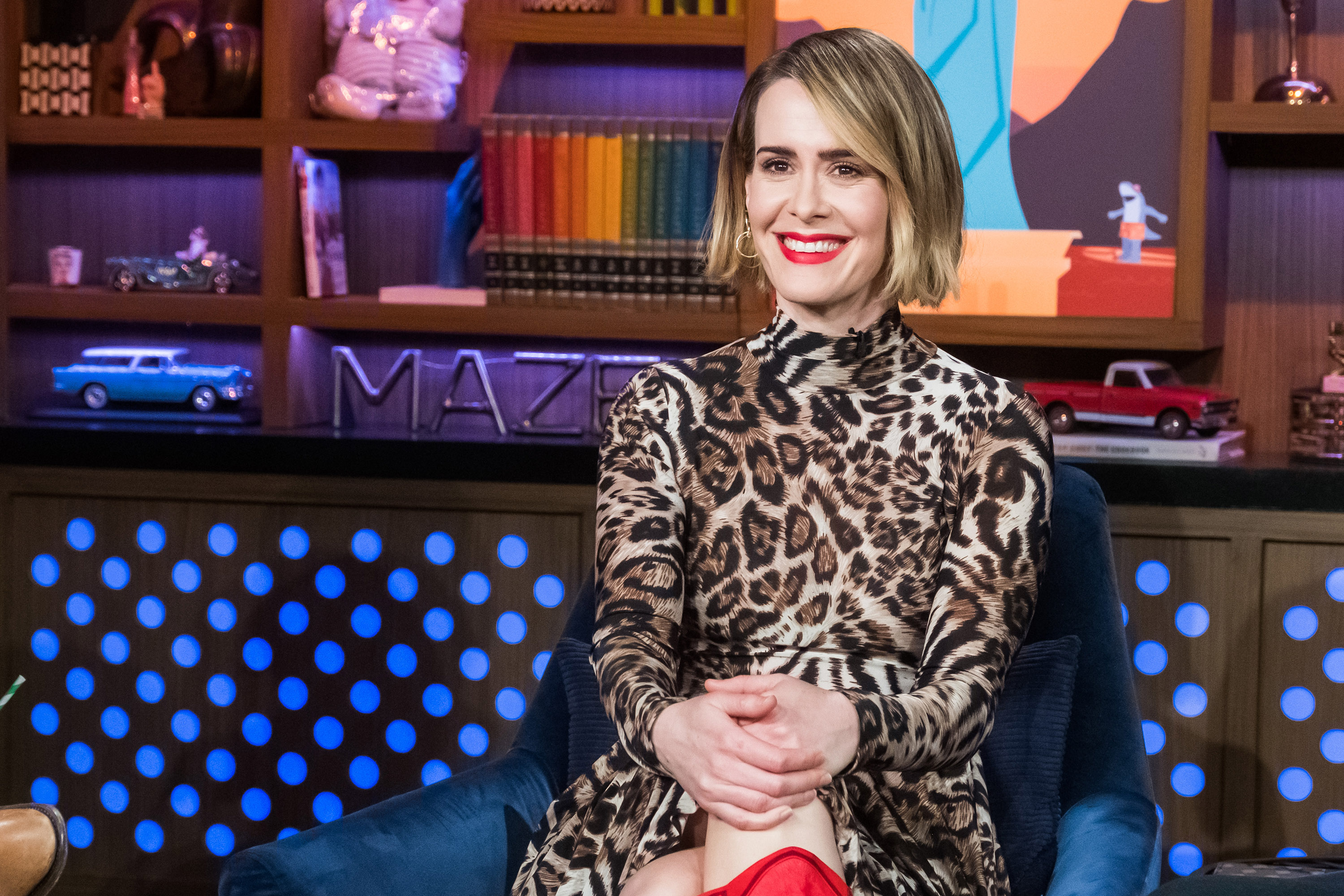 Sarah Paulson appears on "Watch What Happens Live with Andy Cohen" in January 2019. During the episode, she recalled meeting Holland Taylor years before they began dating. | Source: Getty Images