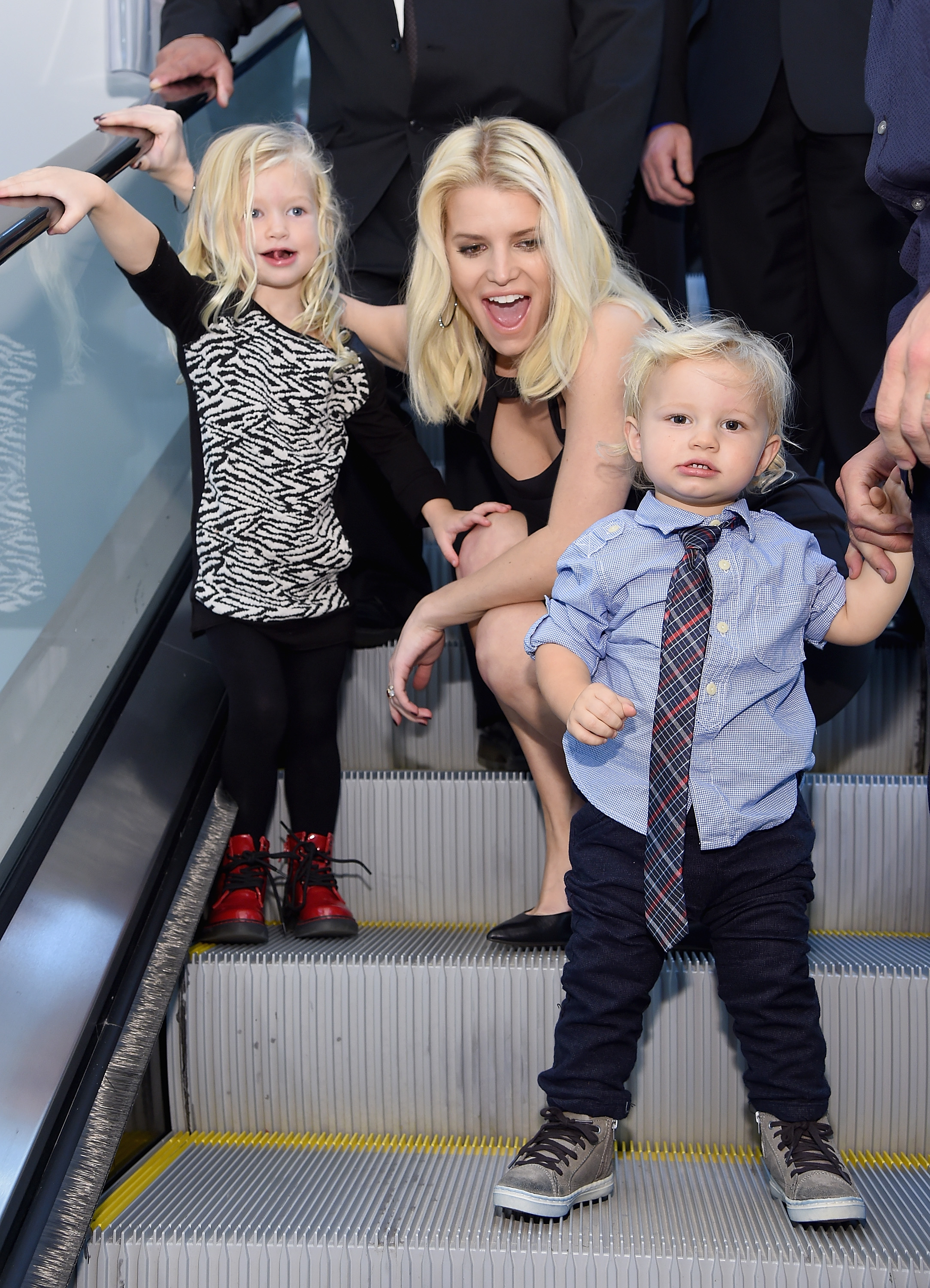 Jessica Simpson with her children, Maxwell Drew and Ace Knute Johnson, at Belk Galleria Dallas on November 22, 2014, in Dallas, Texas. | Source: Getty Images