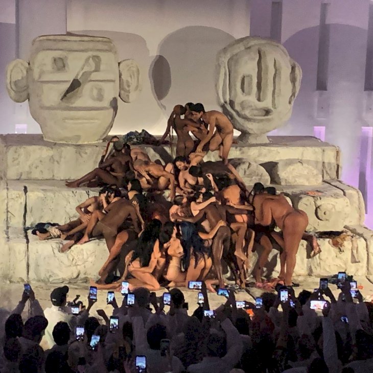 Performance for Desigual, Art Basel Miami, 2019