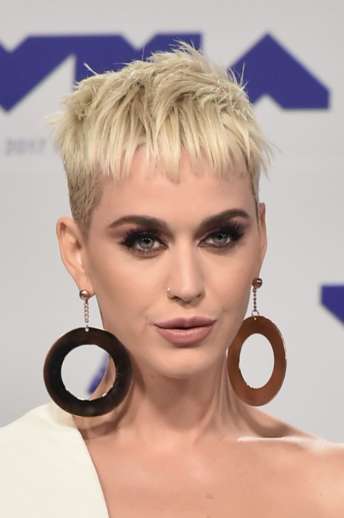 INGLEWOOD, CA - AUGUST 27: Host Katy Perry attends the 2017 MTV Video Music Awards at The Forum on August 27, 2017 in Inglewood, California. (Photo by David Crotty/Patrick McMullan via Getty Images)