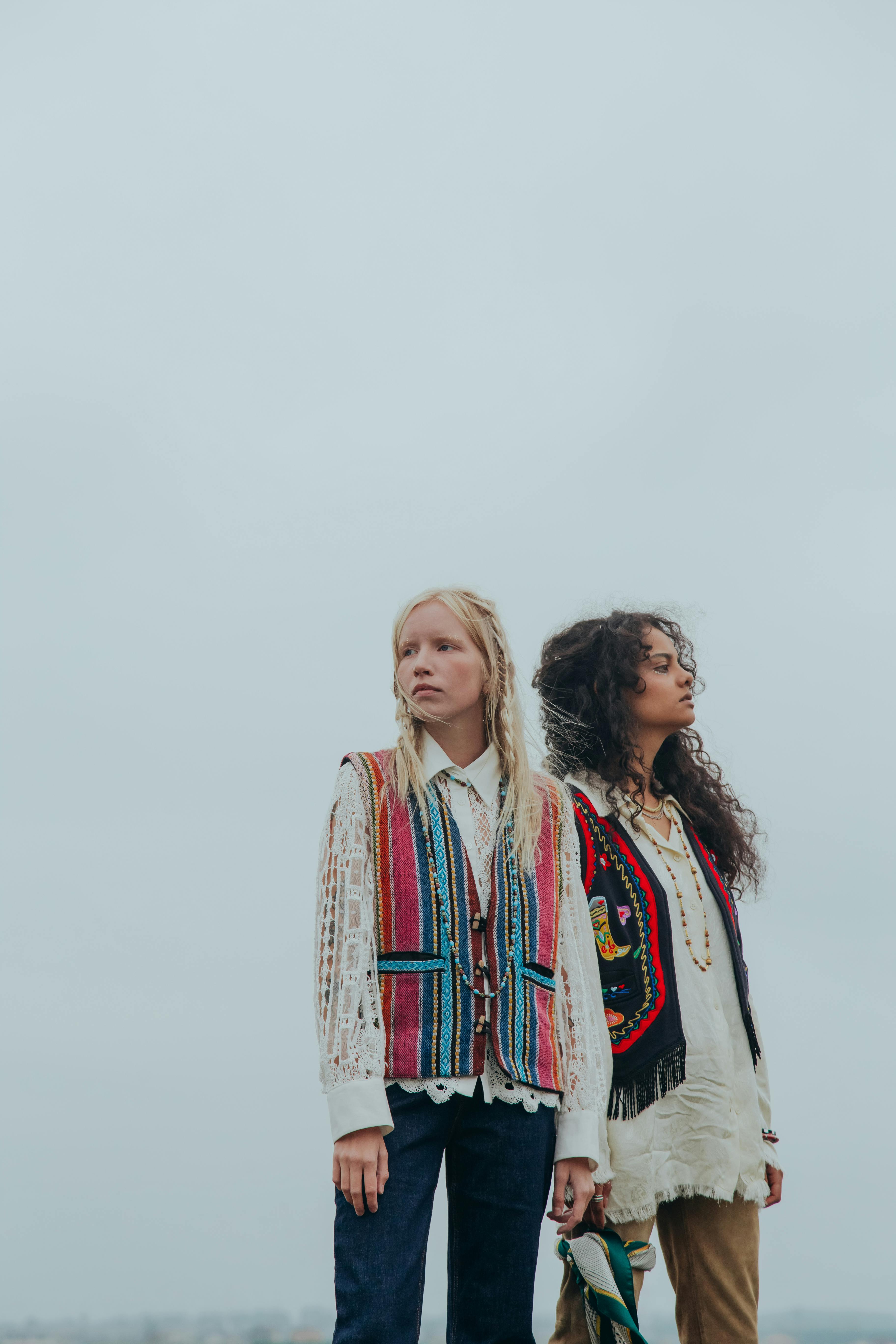 Women wearing a bohemian look | Source: Pexels
