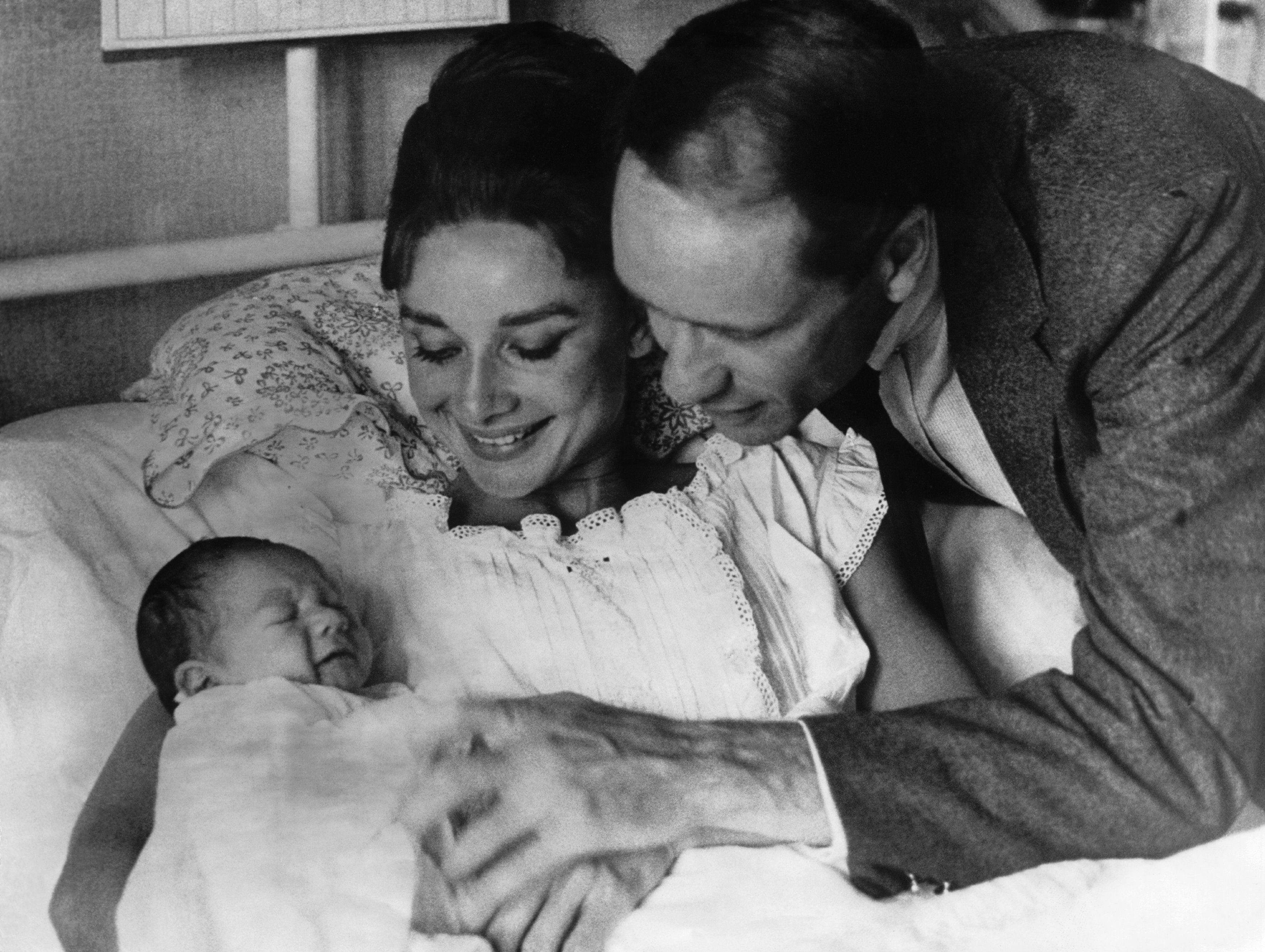 Audrey Hepburn, Mel Ferrer, and Sean Hepburn Ferrer in Lucerne, Switzerland on July 20, 1960 | Source: Getty Images