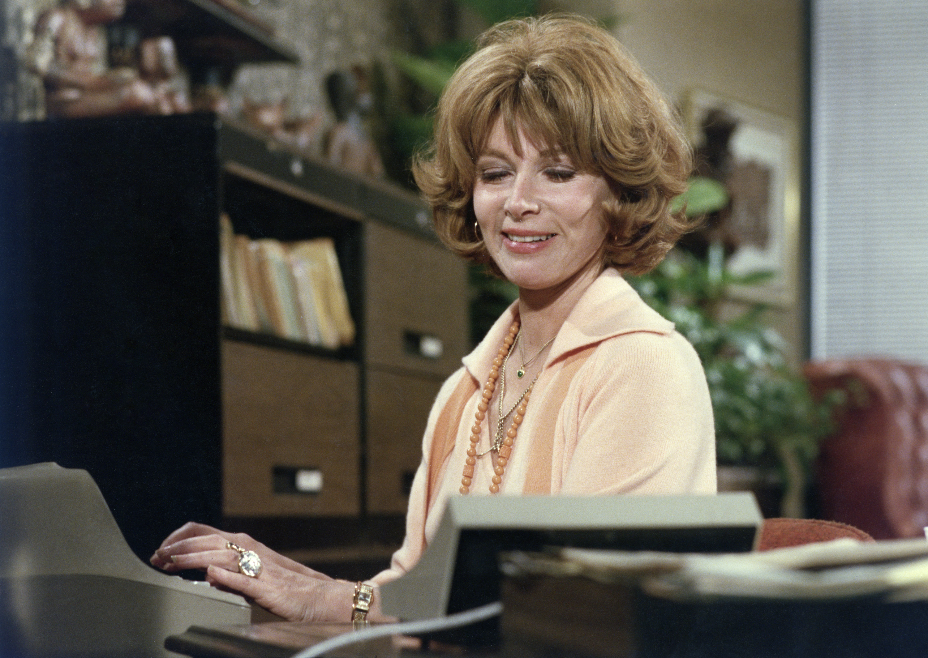 The actress pictured on the set of "Fay," circa 1970s  | Source: Getty Images