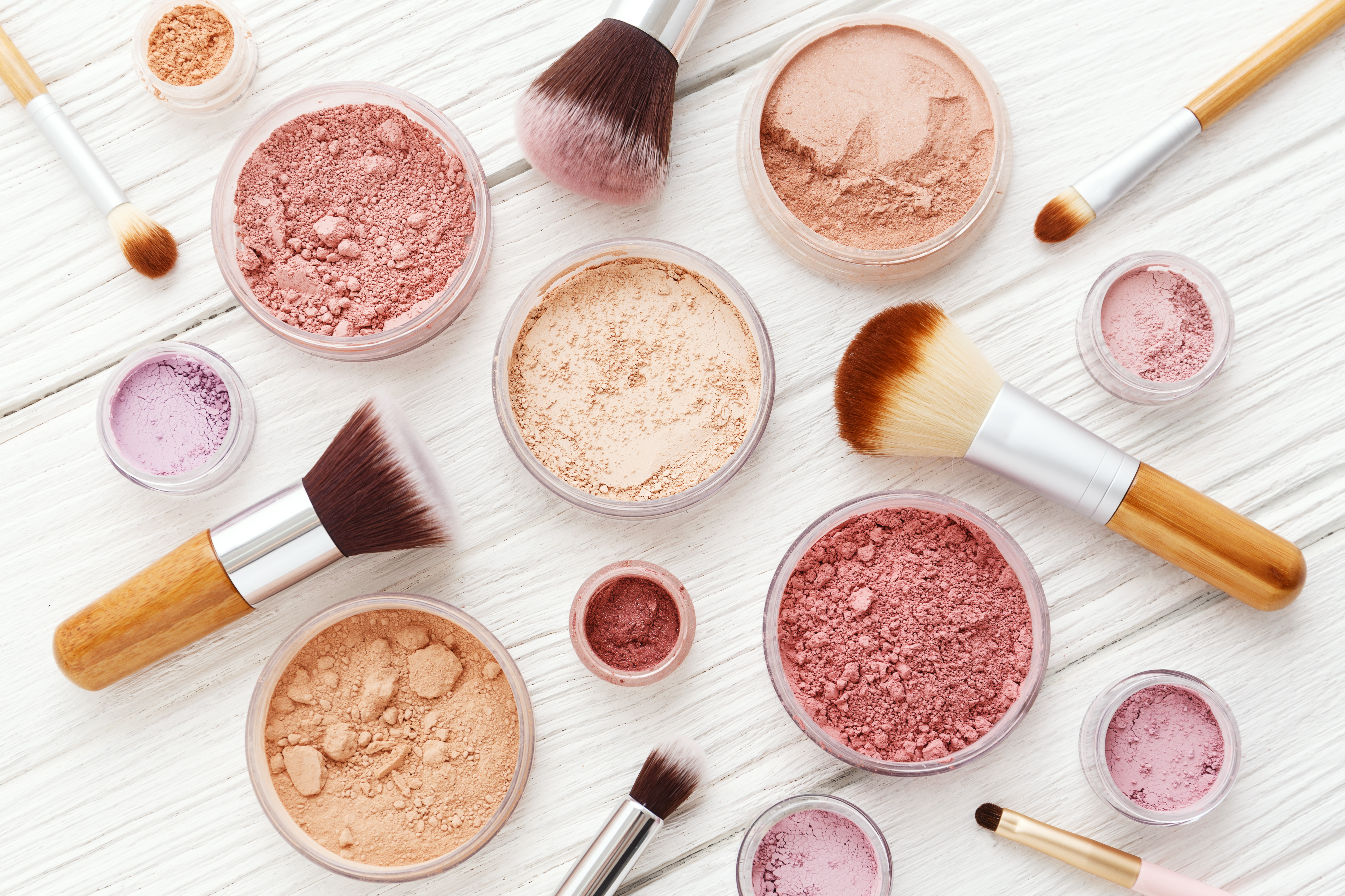 Mineral makeup. | Source: Getty Images