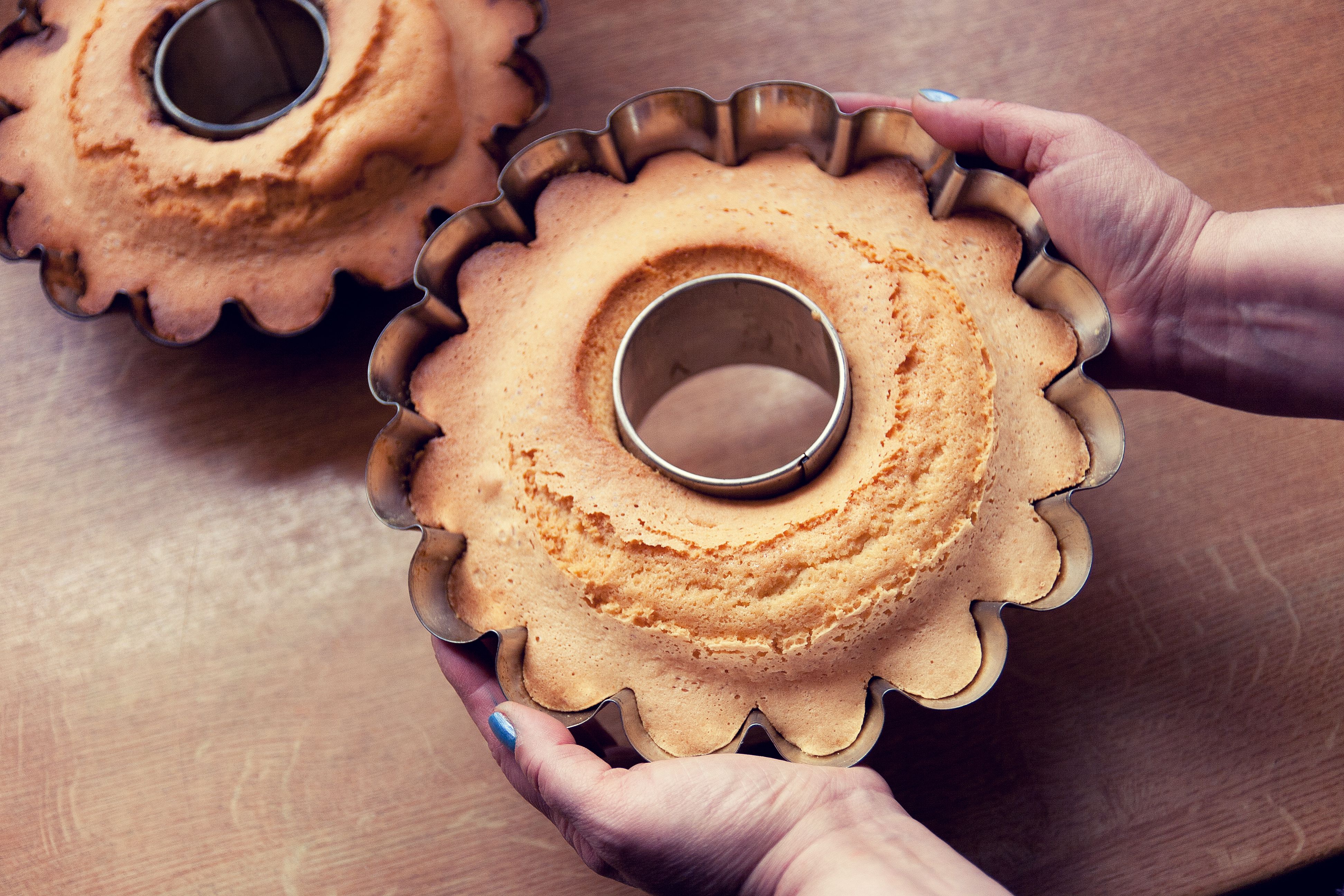 Cake in fluted mold | Source: Pexels