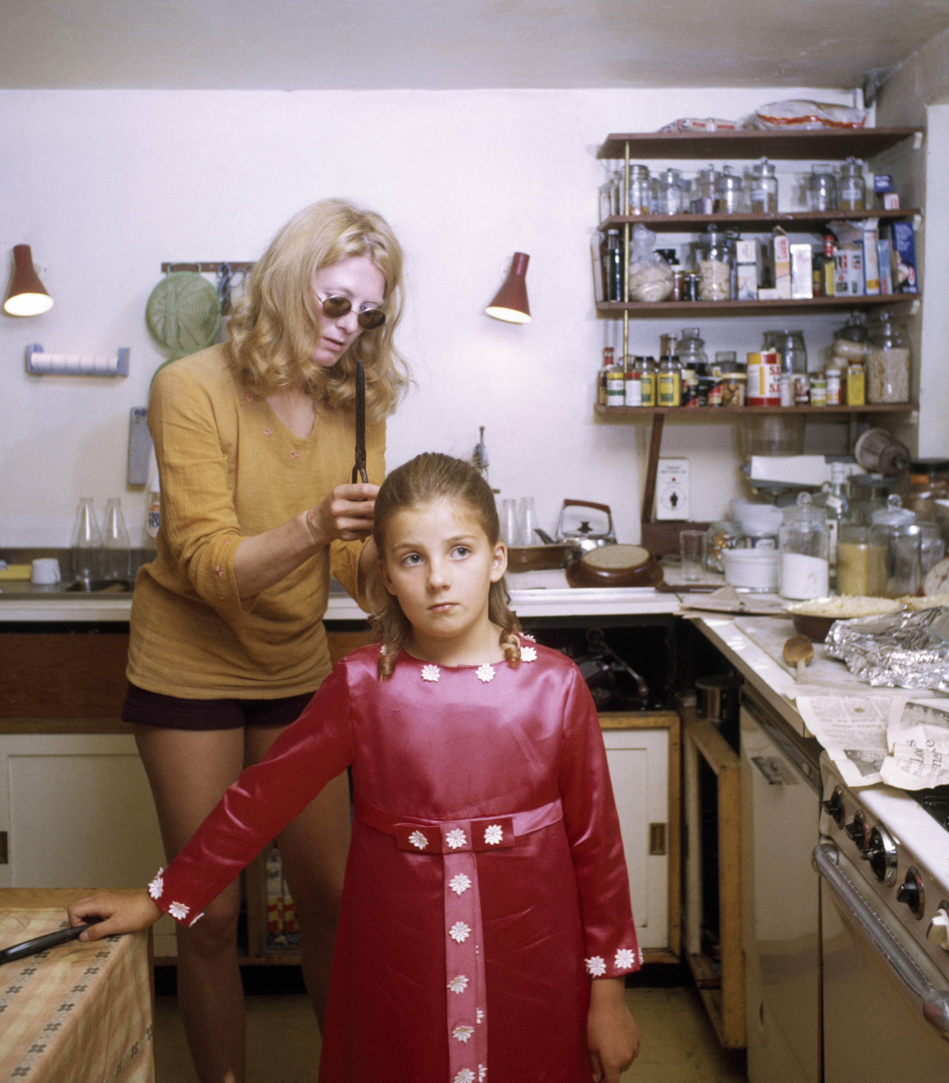 The girl and Vanessa Redgrave in London in 1970