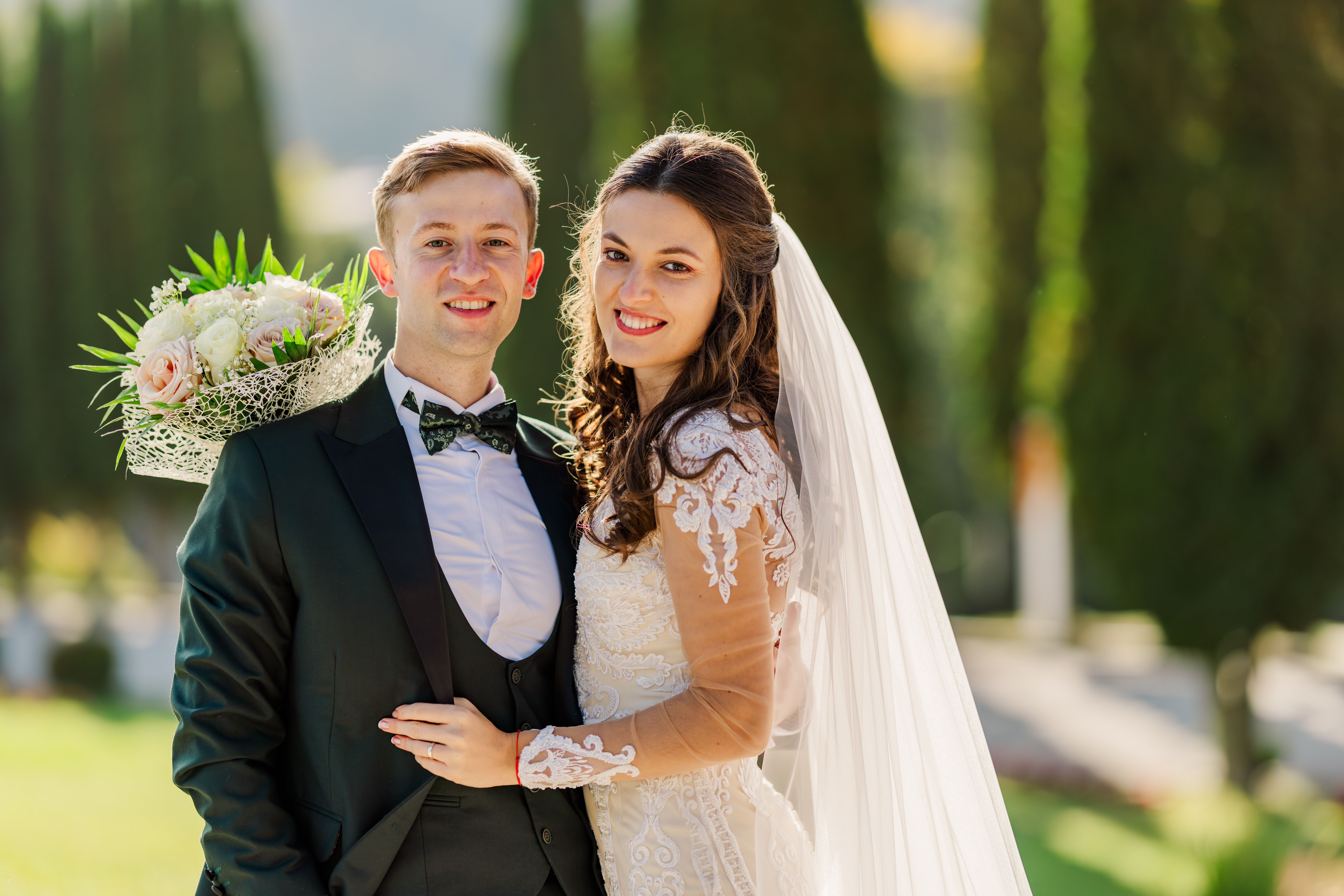 A groom and a bride | Source: Pexels