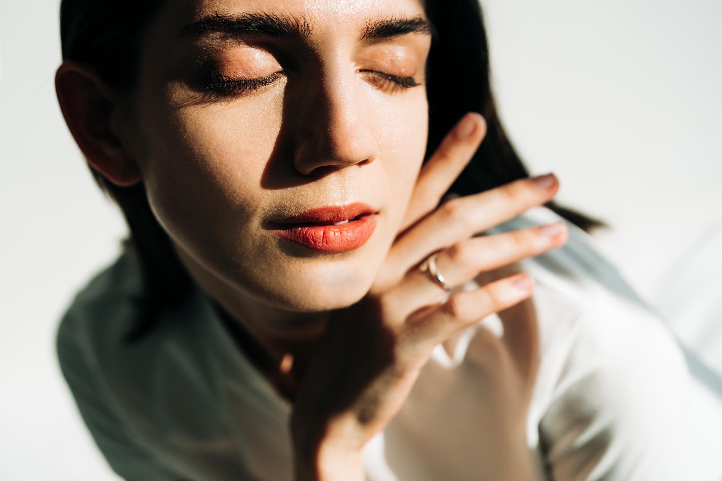 A woman basking in the sun | Source: Getty Images