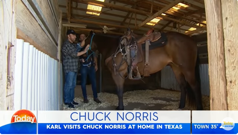 Chuck Norris and Karl Stefanovic at the actor's Texas ranch, from a video dated July 10, 2018 | Source: Youtube/@TodayShowAU