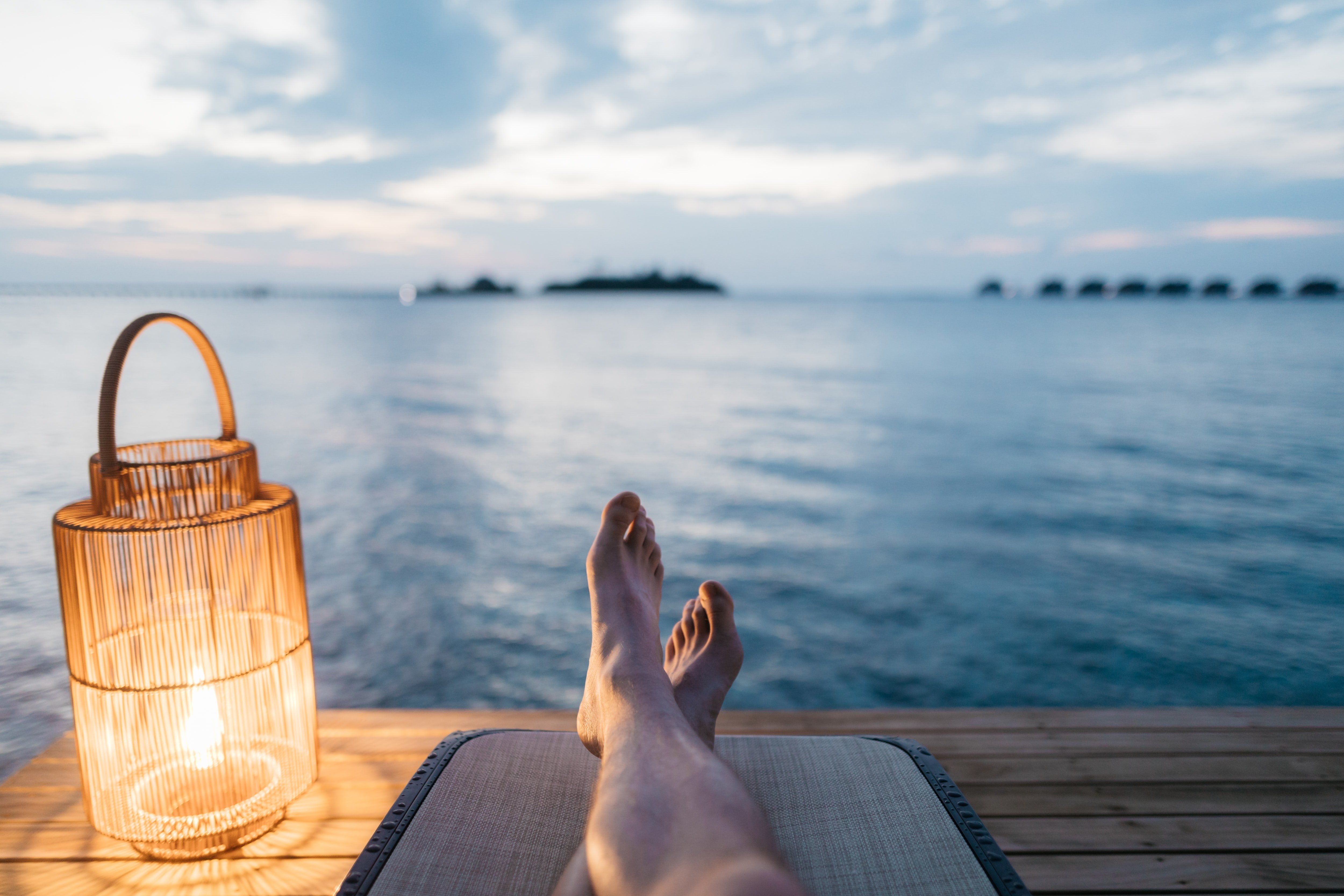 Relaxing near a lake | Unsplash